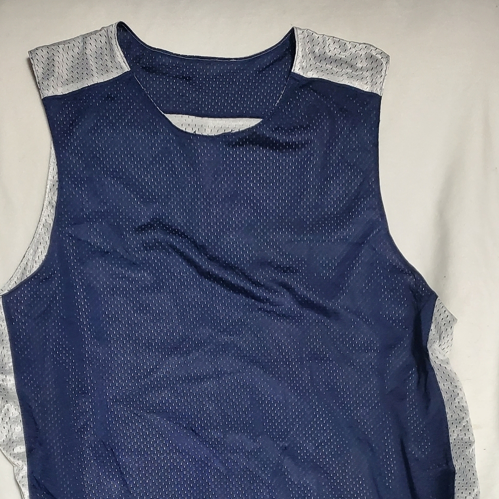 Nike Men's XL reversible Mesh Sleeveless shirt